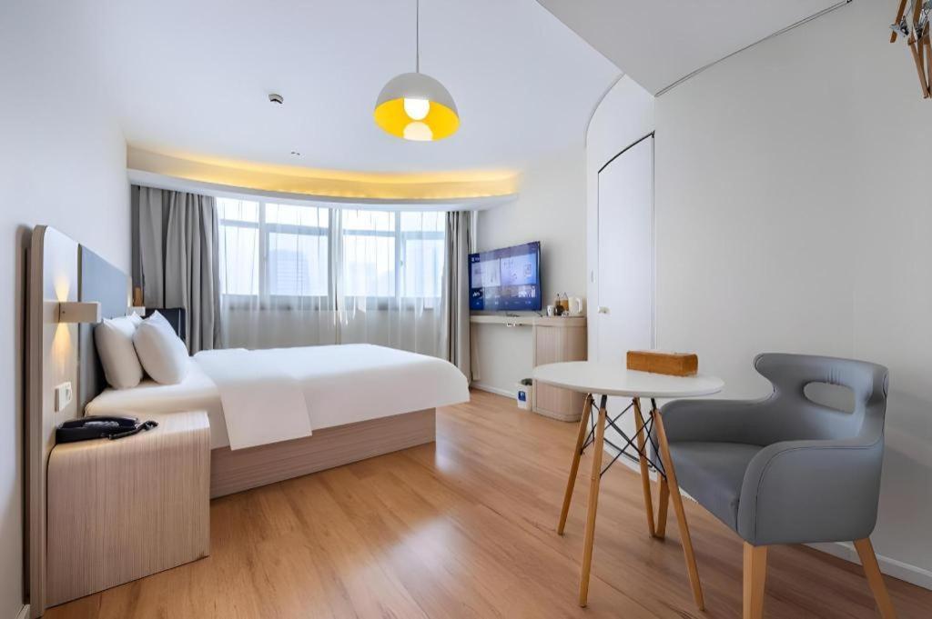 Hanting Hotel Shanghai Caohejing Yishan Road Exteriör bild
