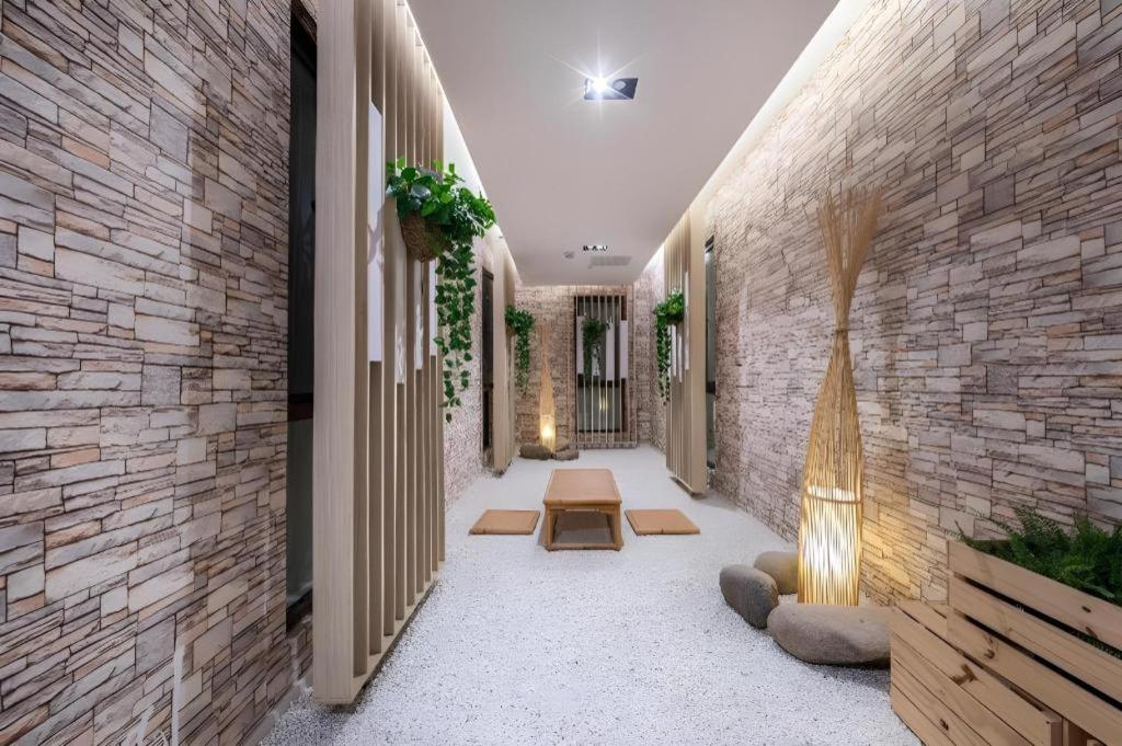 Hanting Hotel Shanghai Caohejing Yishan Road Exteriör bild