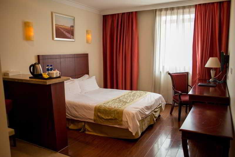 Hanting Hotel Shanghai Caohejing Yishan Road Exteriör bild